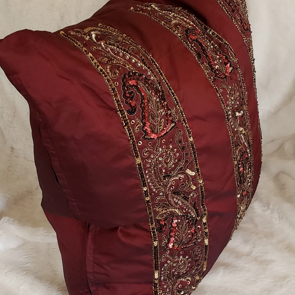 Kreations Oversized Pillow with Exquisite Gold Sequin Beads Embroidery NWT